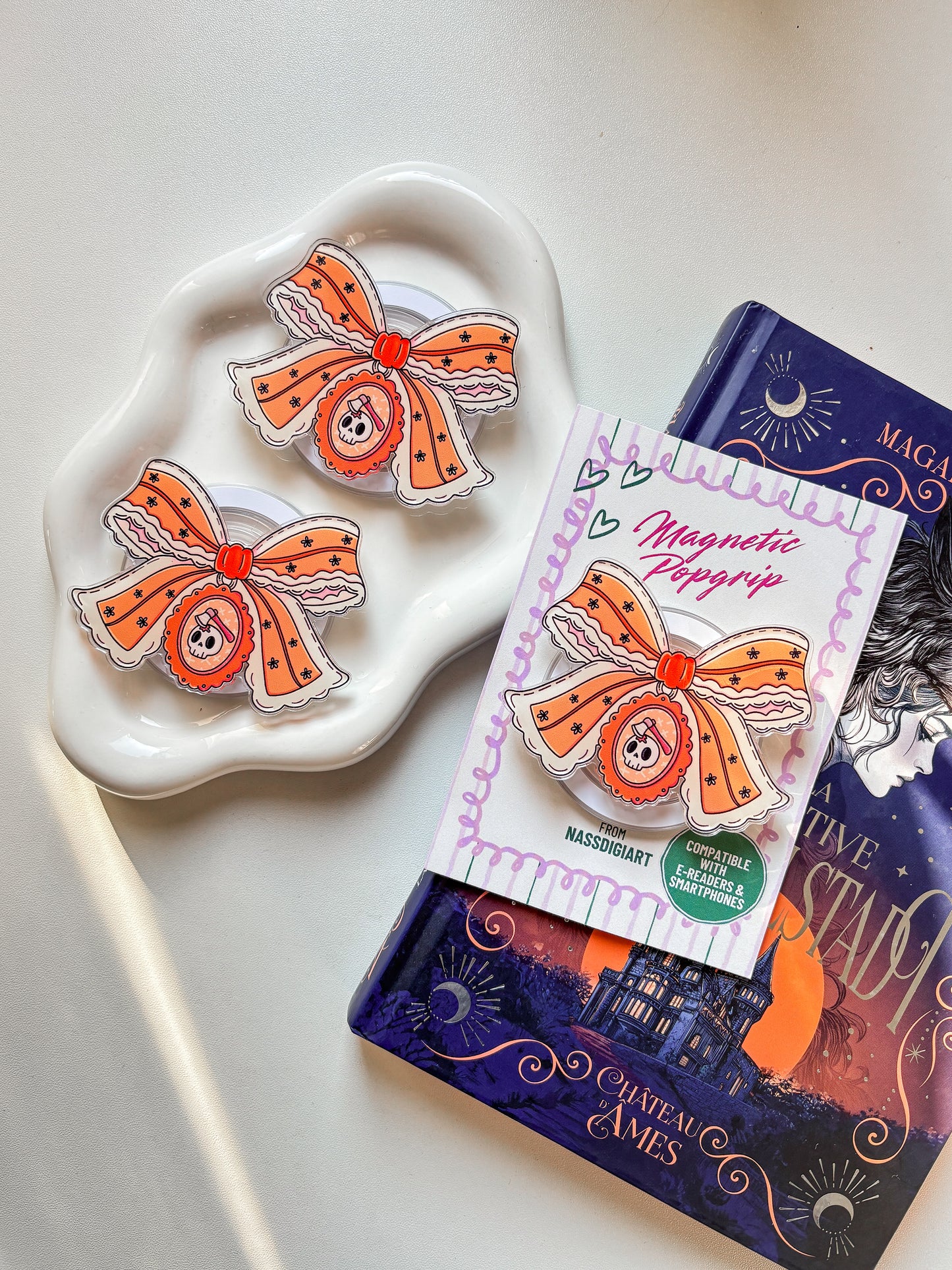 Spooky Bow Magnetic Grip