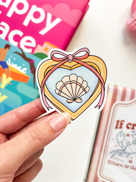 Seachell Heart locket Vinyl Sticker