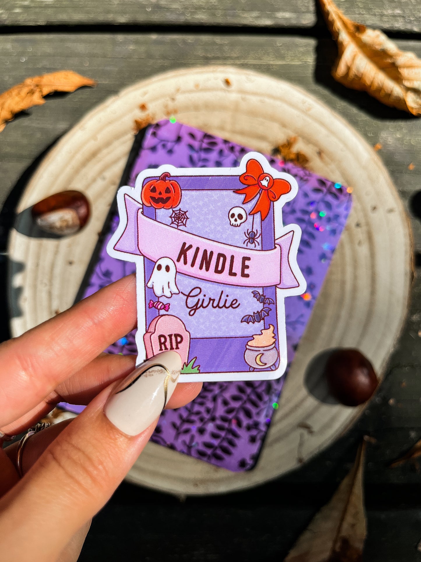 Halloween Kindle Girlie Vinyl Sticker